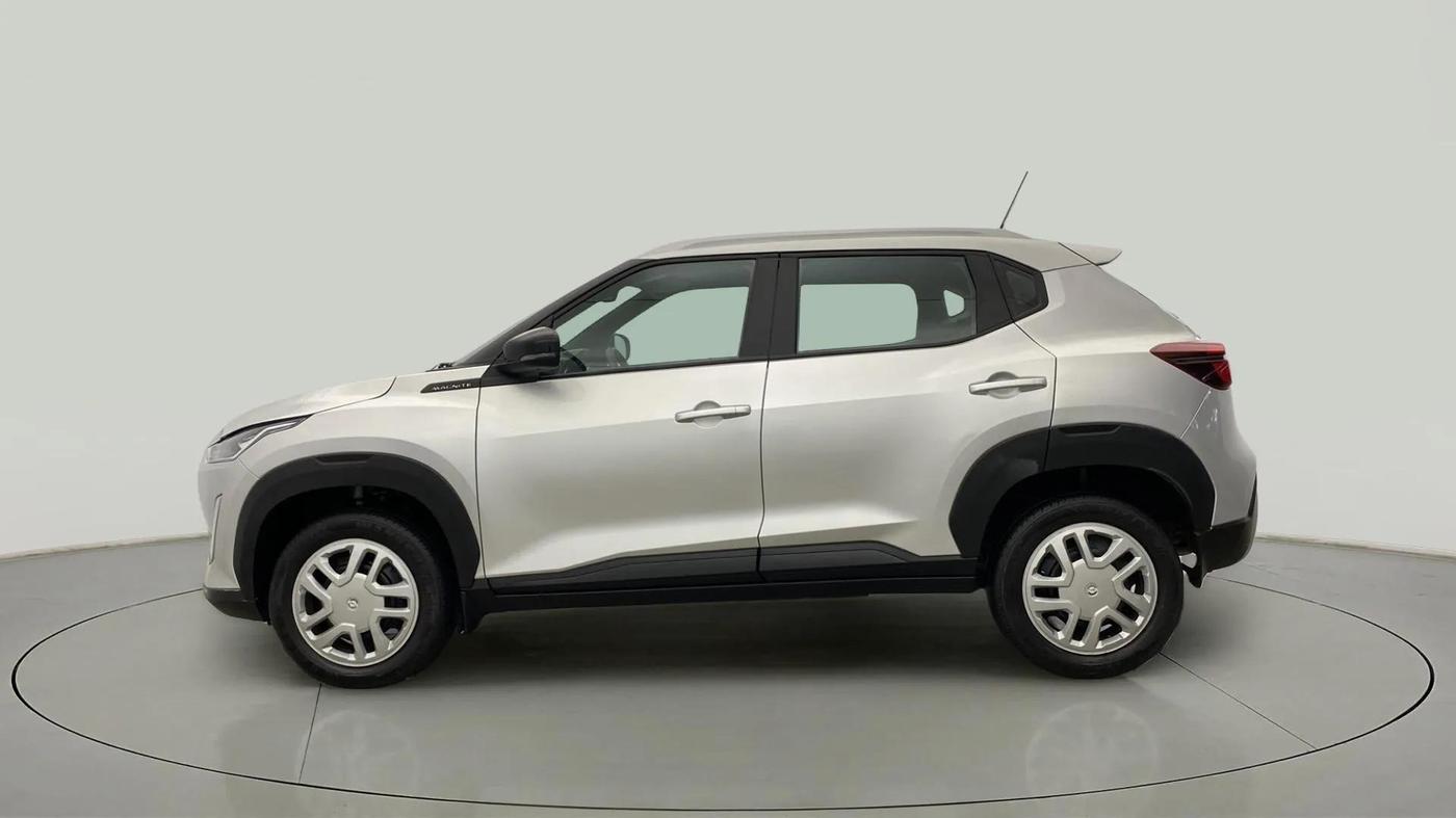 2023 Nissan MAGNITE XL, Petrol, Manual, 18,606 km, Left Side