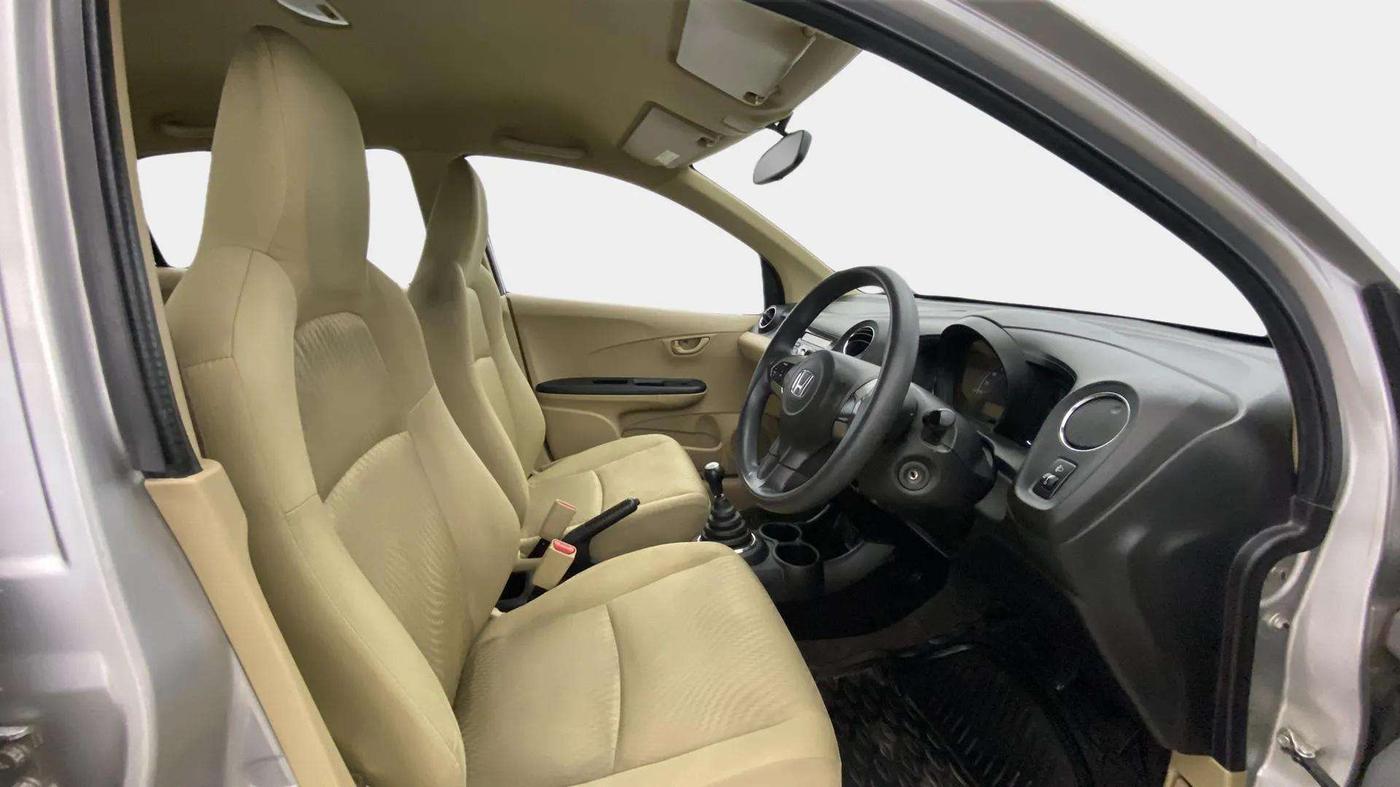 2015 Honda Amaze 1.2L I-VTEC SX, Petrol, Manual, 50,679 km, Right Side Front Door Cabin