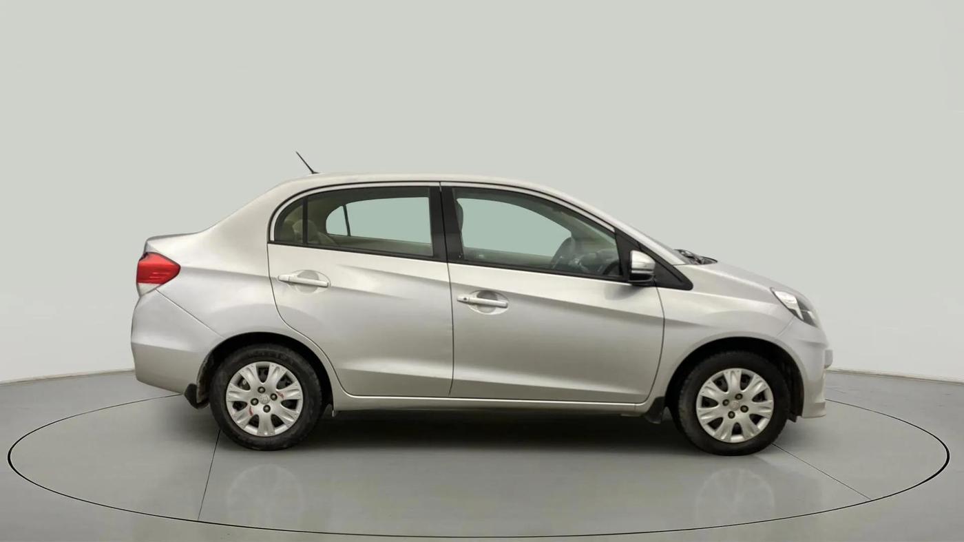 2015 Honda Amaze 1.2L I-VTEC SX, Petrol, Manual, 50,679 km, Right Side View
