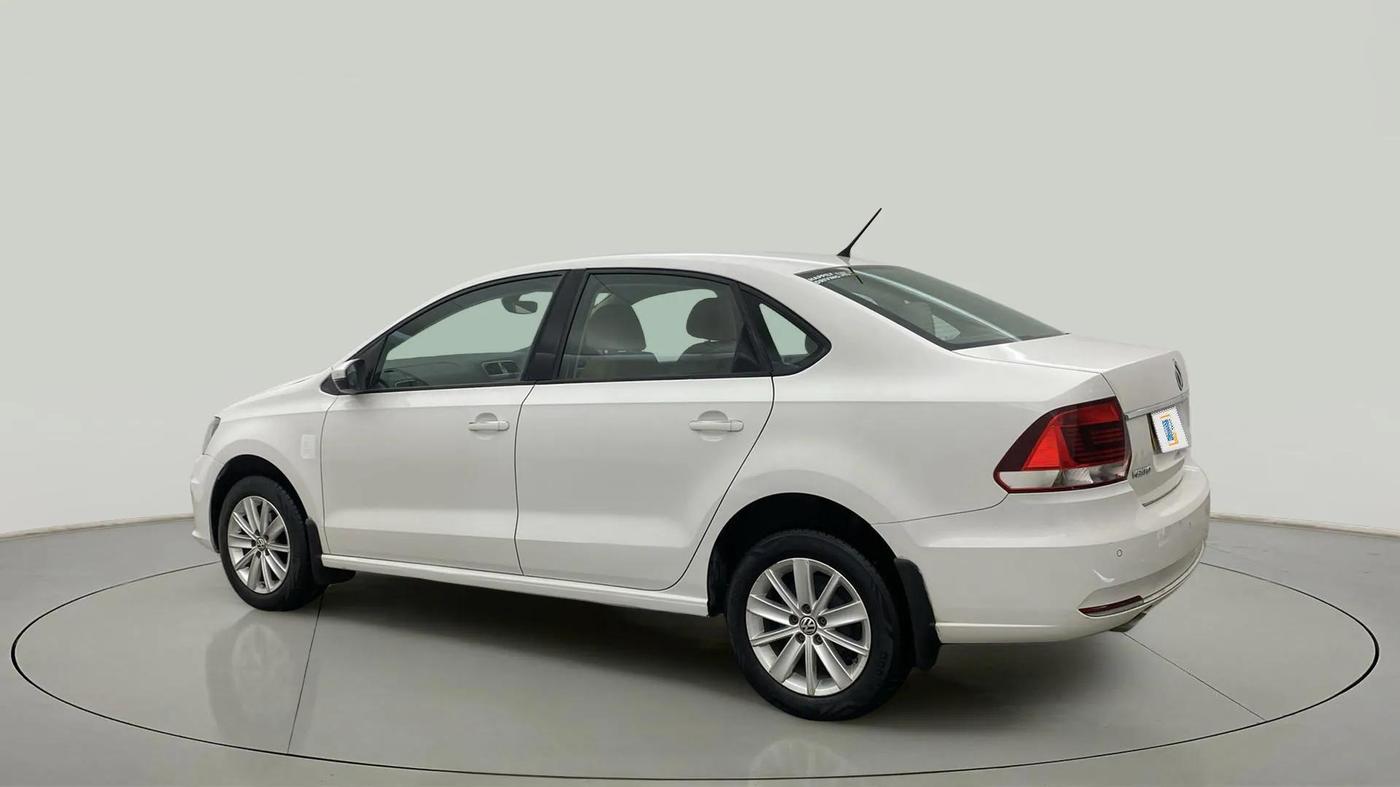 2016 Volkswagen Vento HIGHLINE 1.6 MPI, Petrol, Manual, 59,747 km, Left Back Diagonal