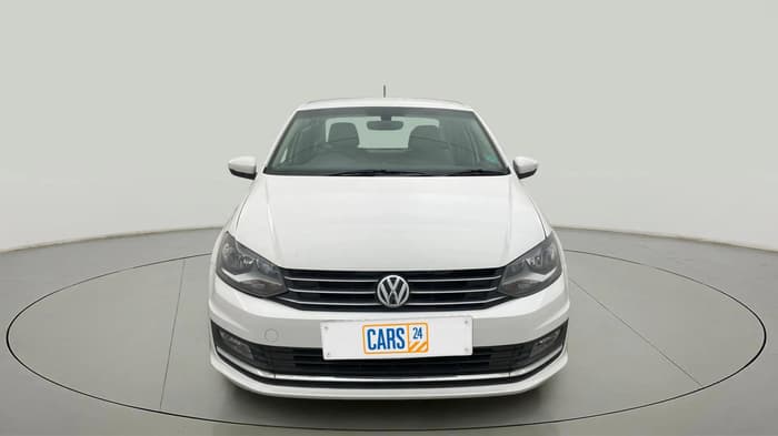 2016 Volkswagen Vento HIGHLINE 1.6 MPI, Petrol, Manual, 59,747 km, Front