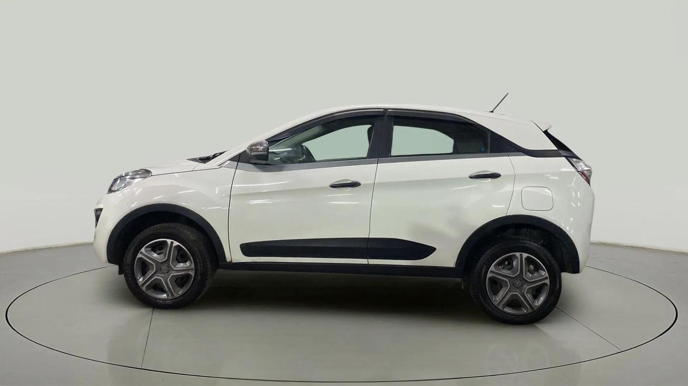 2018 Tata NEXON XM PETROL, Petrol, Manual, 41,959 km, Left Side