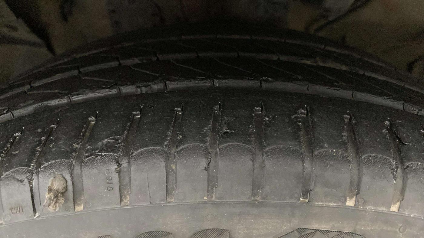 2020 KIA SELTOS GTX PLUS AT 1.5 DIESEL, Diesel, Automatic, 64,170 km, Left Front Tyre Tread