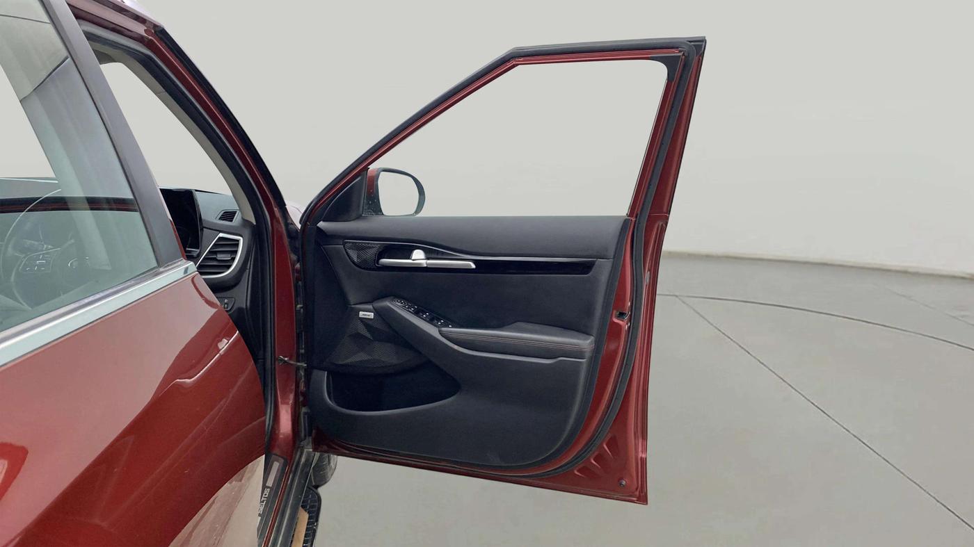 2020 KIA SELTOS GTX PLUS AT 1.5 DIESEL, Diesel, Automatic, 64,170 km, RHS Front Door