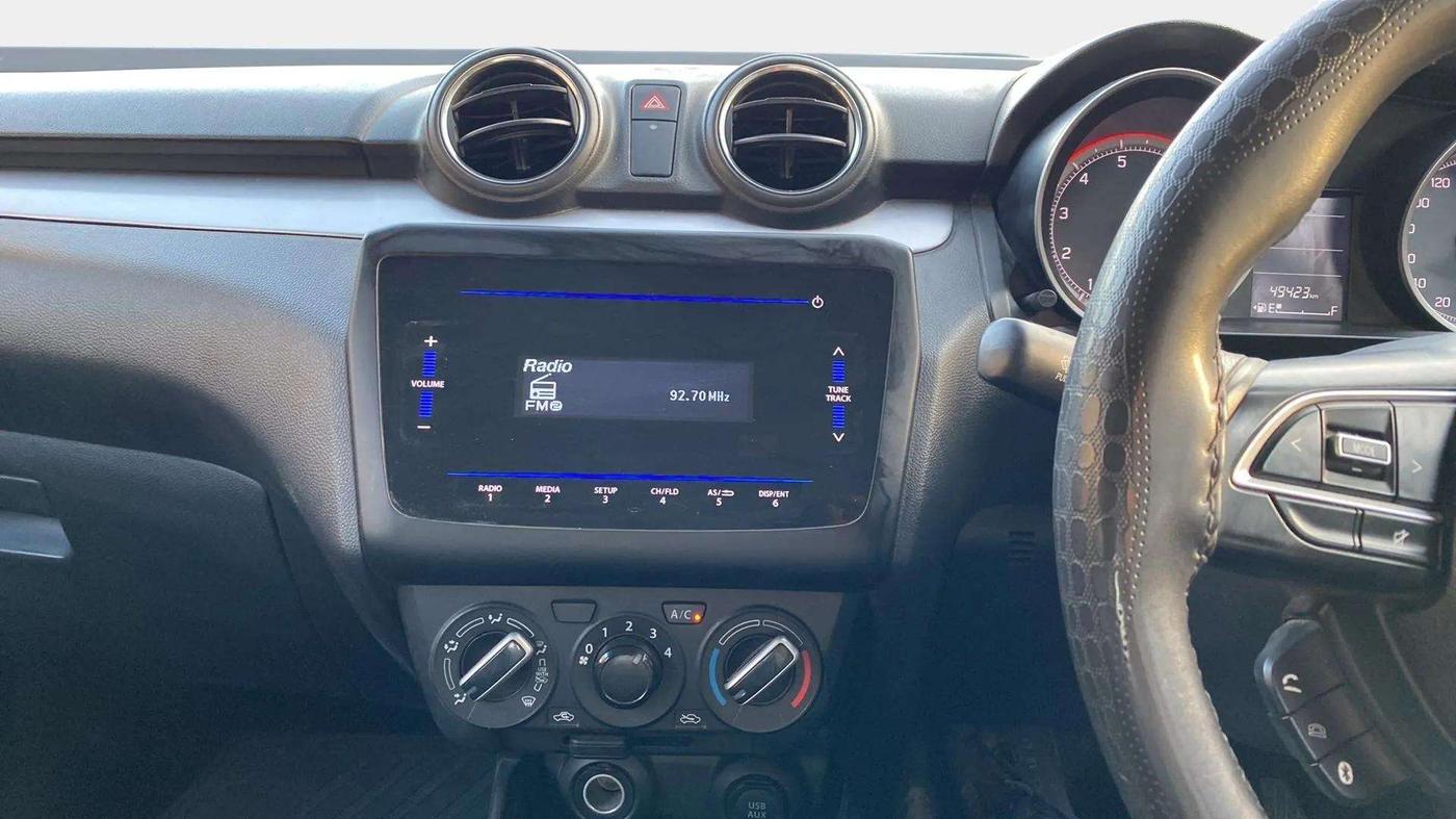 2022 Maruti Swift VXI, Petrol, Manual, 49,475 km, Air Conditioner
