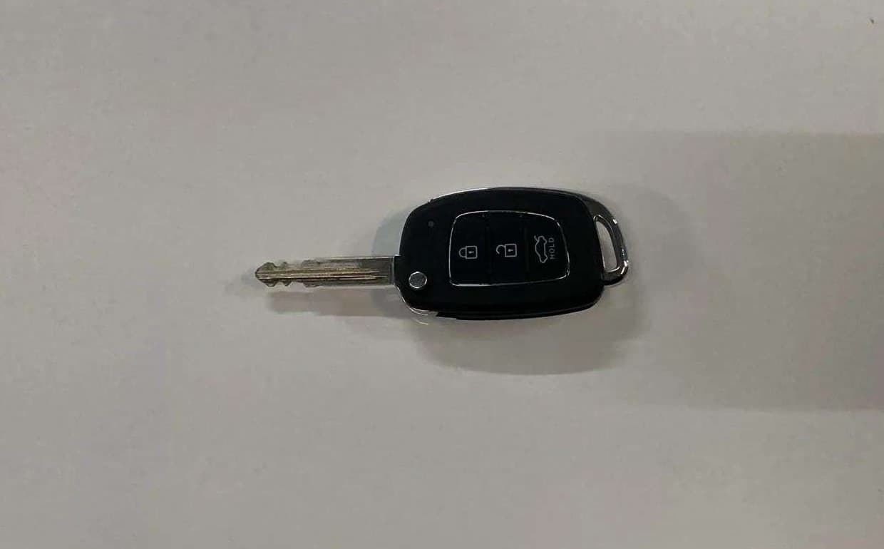 2024 Hyundai AURA S 1.2 CNG, CNG, Manual, 4,130 km, Key Close Up