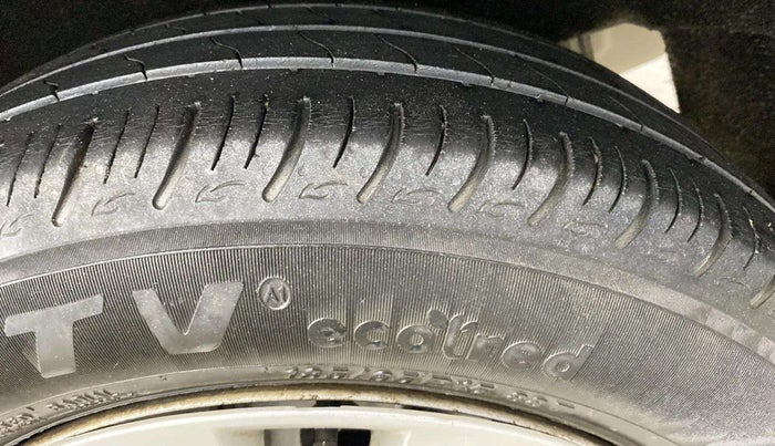 2020 Maruti Baleno SIGMA PETROL 1.2, Petrol, Manual, 52,393 km, Right Rear Tyre Tread