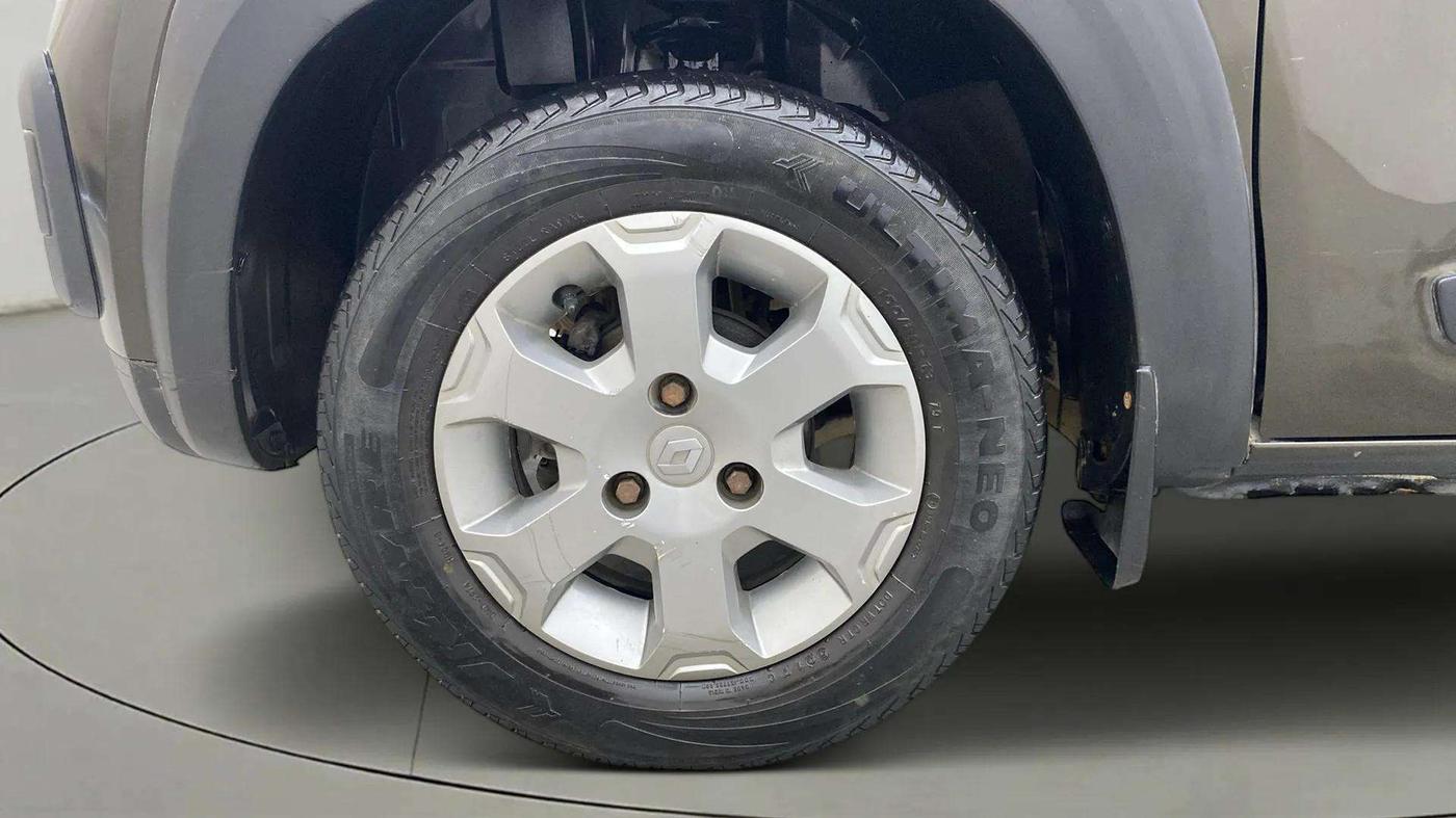 2018 Renault Kwid CLIMBER 1.0 AMT, Petrol, Automatic, 33,840 km, Left Front Wheel