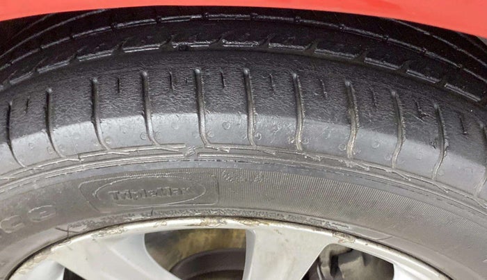 2018 Ford Ecosport TITANIUM 1.5L PETROL, Petrol, Manual, 49,541 km, Right Front Tyre Tread