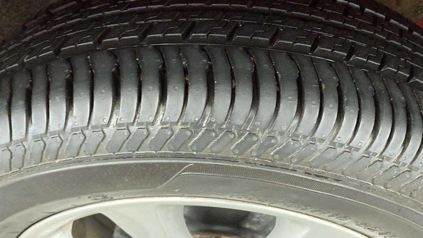 2018 Ford Ecosport TITANIUM 1.5L PETROL, Petrol, Manual, 49,541 km, Left Front Tyre Tread