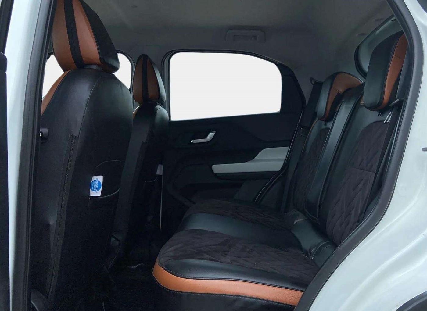 2022 Tata PUNCH CREATIVE  iRA PACK MT, Petrol, Manual, 46,125 km, Right Side Rear Door Cabin