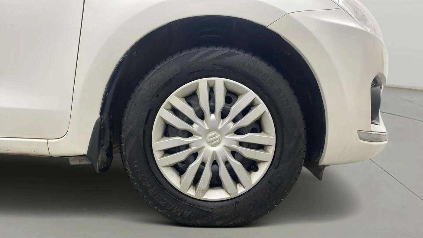 2018 Maruti Dzire VDI, Diesel, Manual, 77,761 km, Right Front Wheel