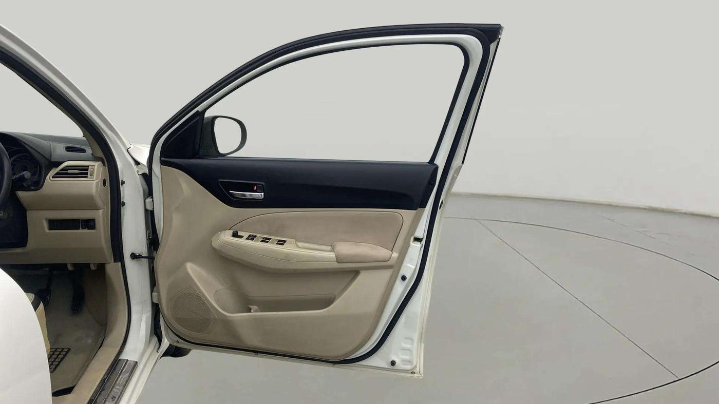 2018 Maruti Dzire VDI, Diesel, Manual, 77,761 km, RHS Front Door