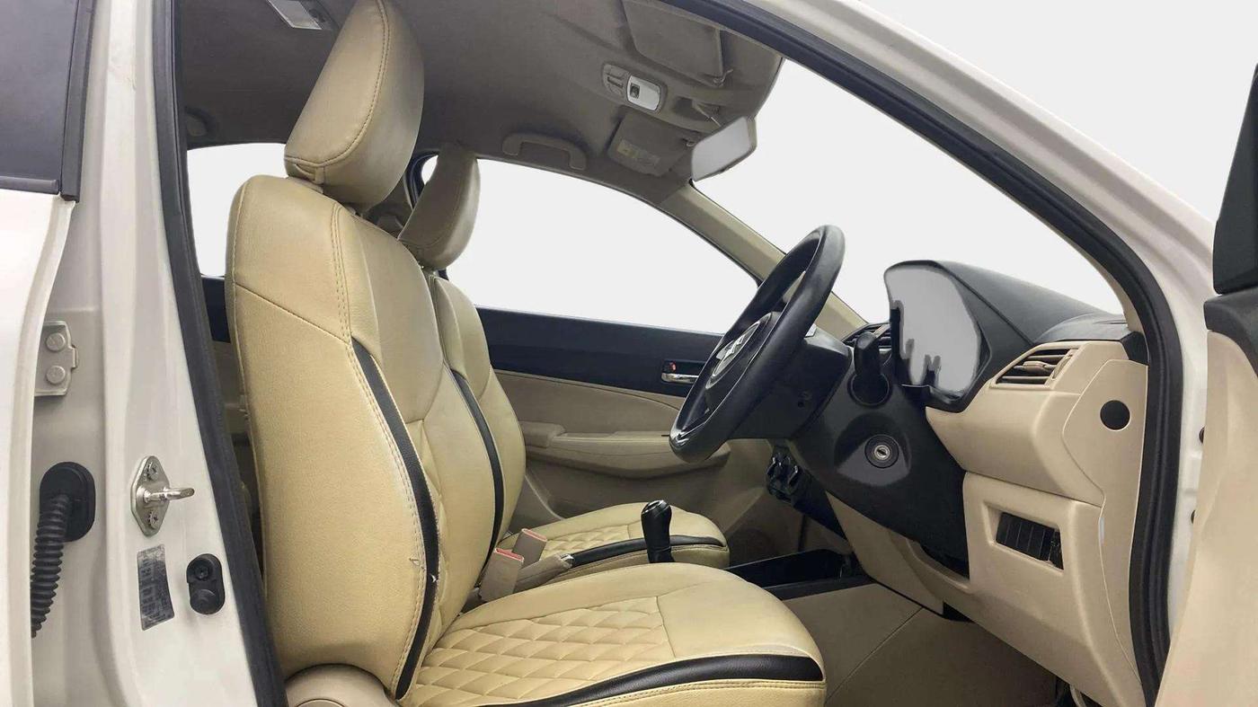2018 Maruti Dzire VDI, Diesel, Manual, 77,761 km, Right Side Front Door Cabin