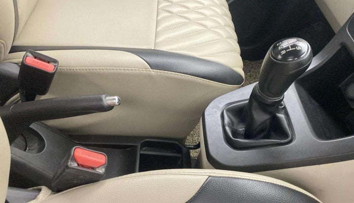 2019 Maruti New Wagon-R VXI 1.2, Petrol, Manual, 54,475 km, Gear Lever