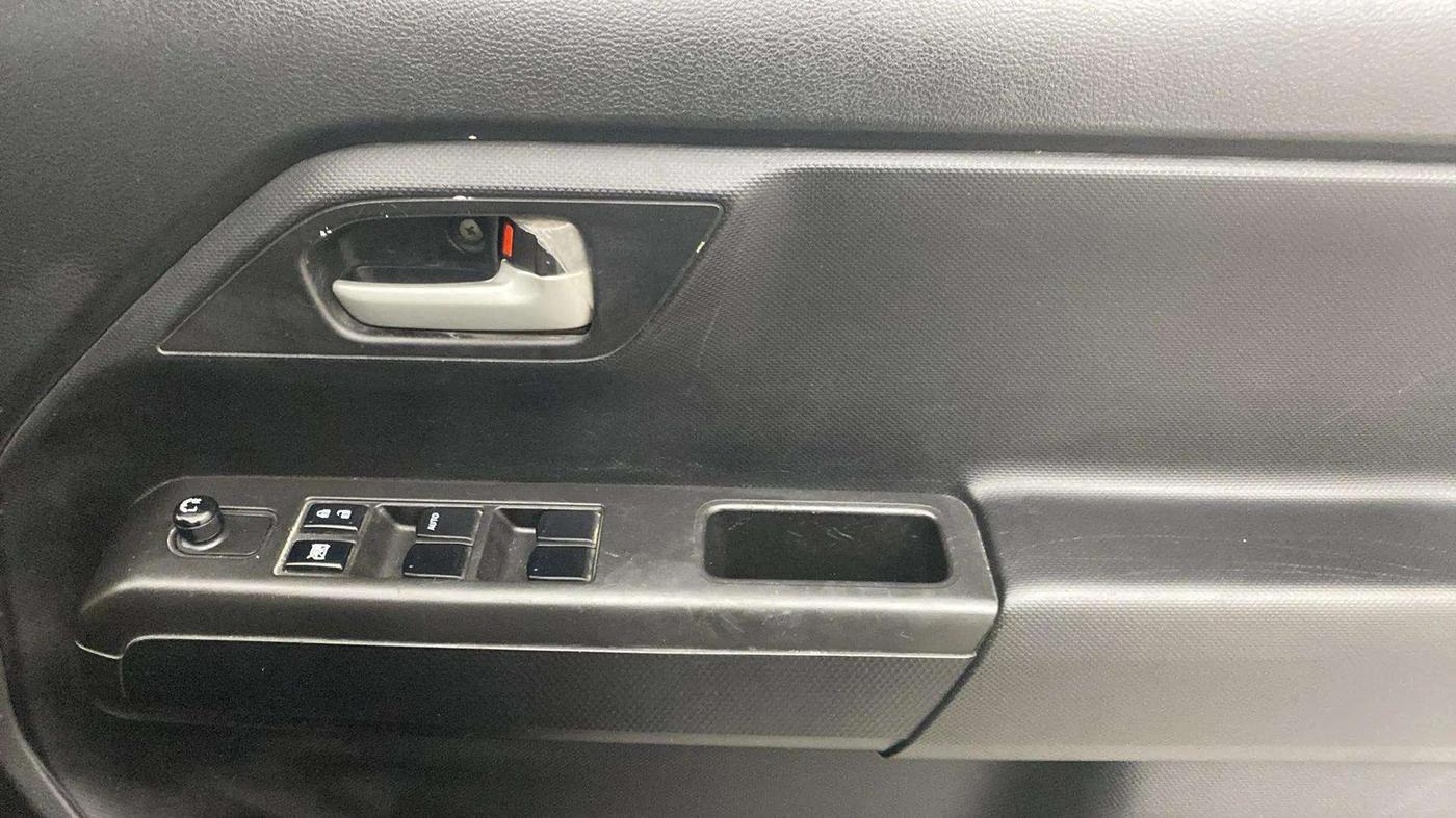 2019 Maruti New Wagon-R VXI 1.2, Petrol, Manual, 54,475 km, Driver Side Door Panels Control