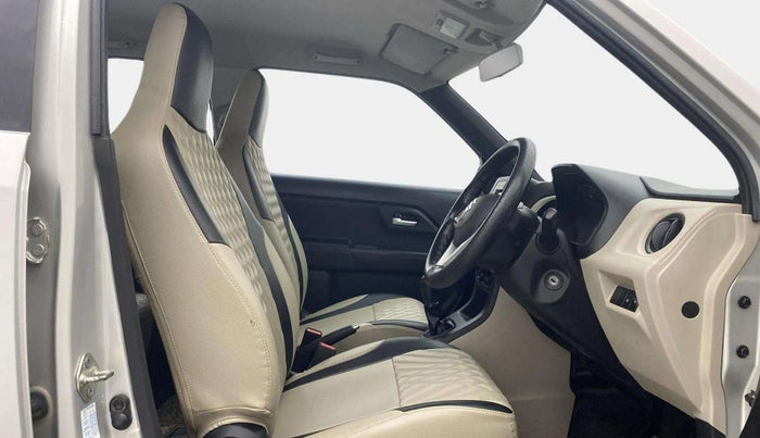 2019 Maruti New Wagon-R VXI 1.2, Petrol, Manual, 54,475 km, Right Side Front Door Cabin