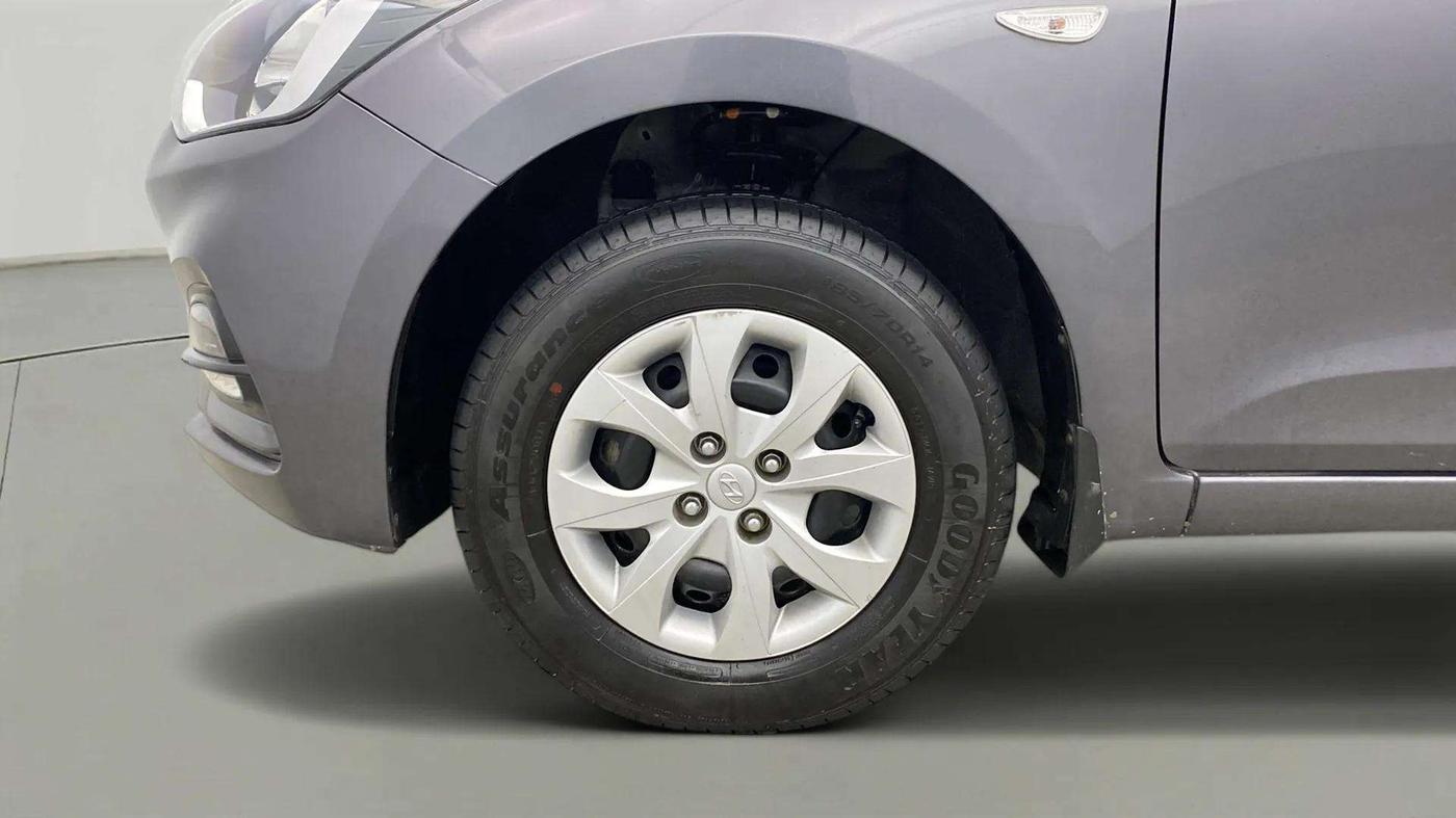 2019 Hyundai Elite i20 MAGNA PLUS 1.2, Petrol, Manual, 28,487 km, Left Front Wheel