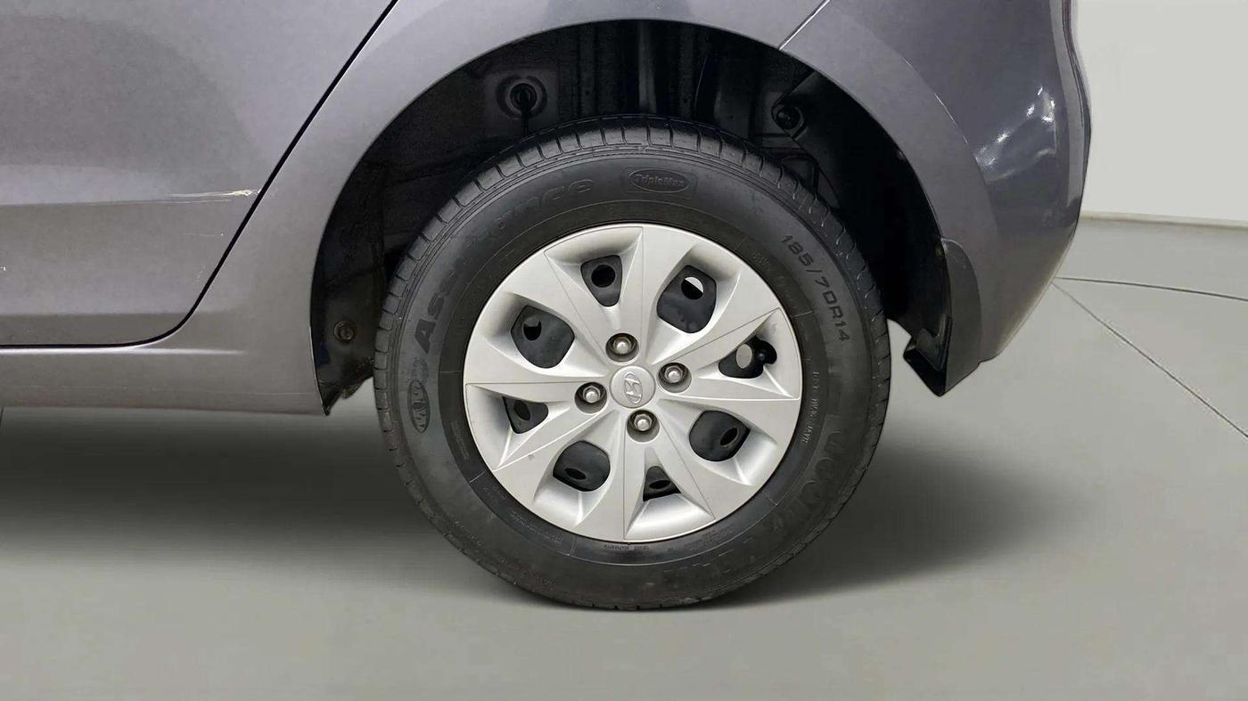 2019 Hyundai Elite i20 MAGNA PLUS 1.2, Petrol, Manual, 28,487 km, Left Rear Wheel