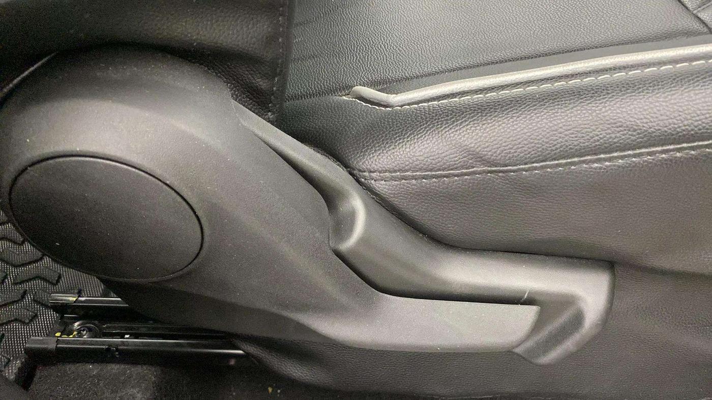 2024 Maruti IGNIS SIGMA 1.2, Petrol, Manual, 3,091 km, Driver Side Adjustment Panel