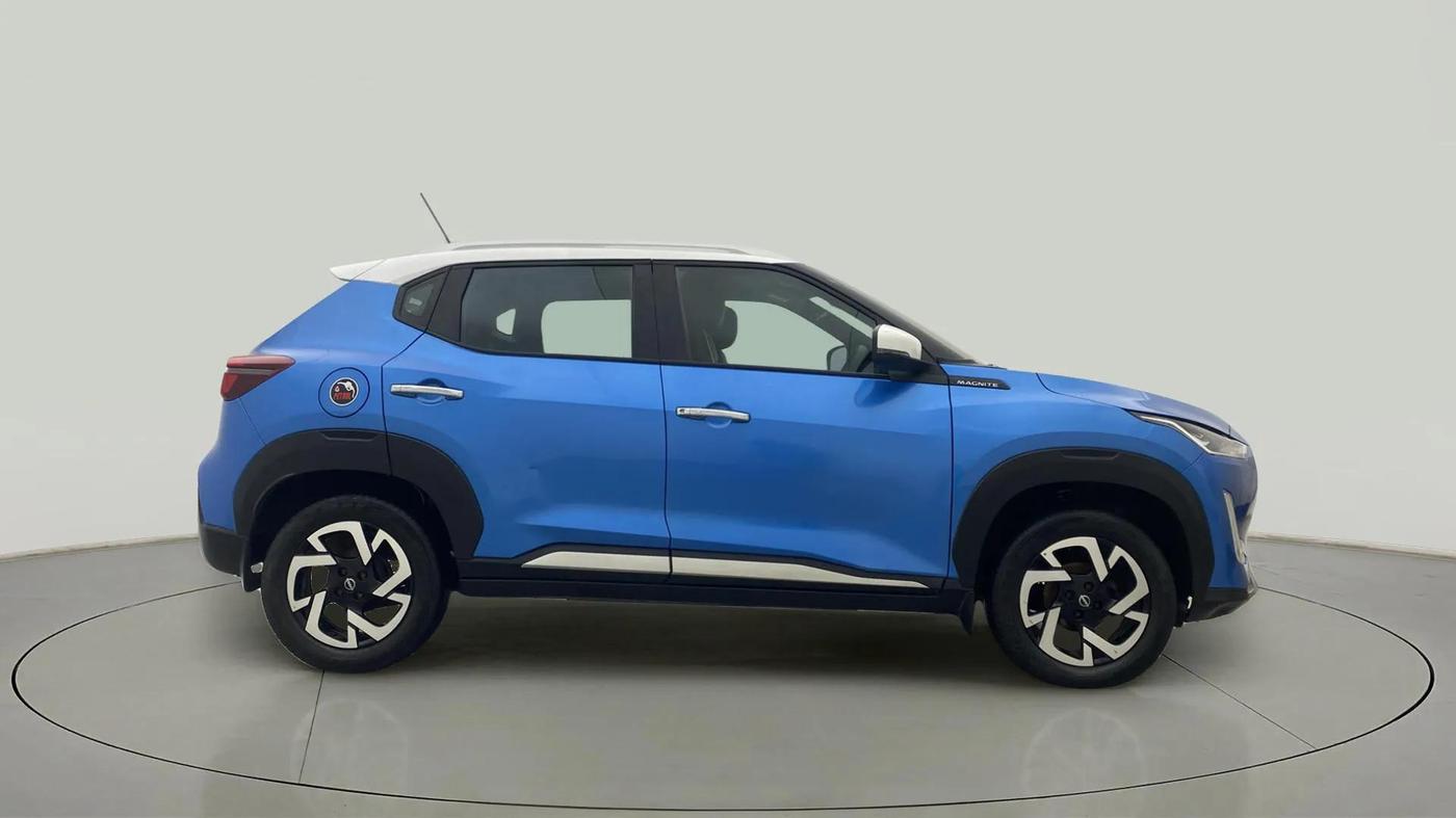 2022 Nissan MAGNITE XV MT, Petrol, Manual, 67,081 km, Right Side View