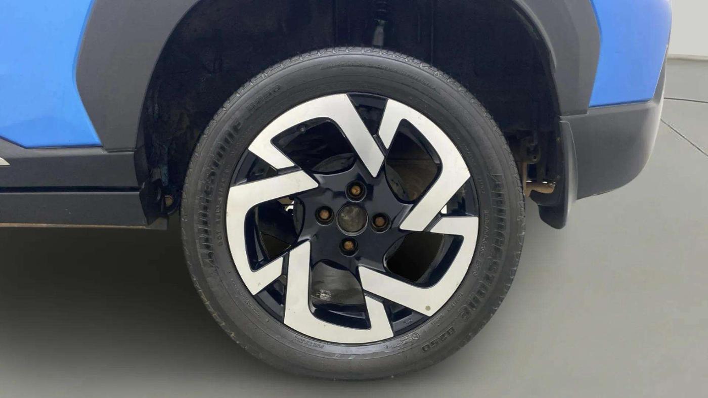 2022 Nissan MAGNITE XV MT, Petrol, Manual, 67,081 km, Left Rear Wheel