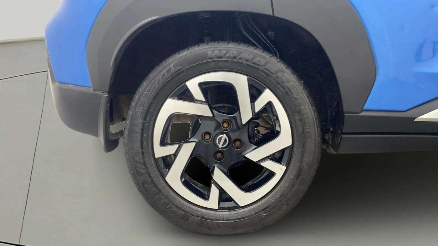 2022 Nissan MAGNITE XV MT, Petrol, Manual, 67,081 km, Right Rear Wheel