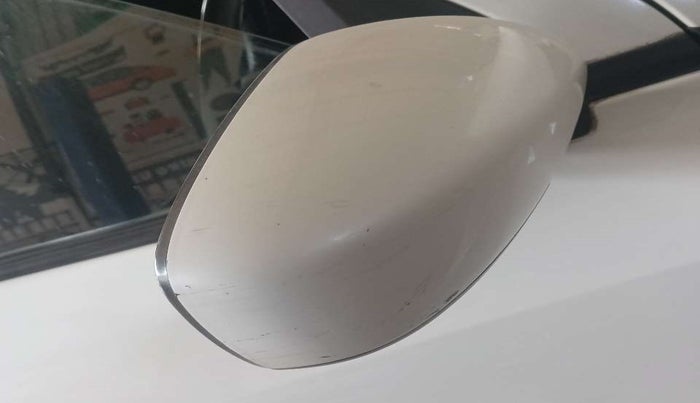 2019 Maruti Swift LXI, Petrol, Manual, 14,075 km, Right rear-view mirror - Minor scratches