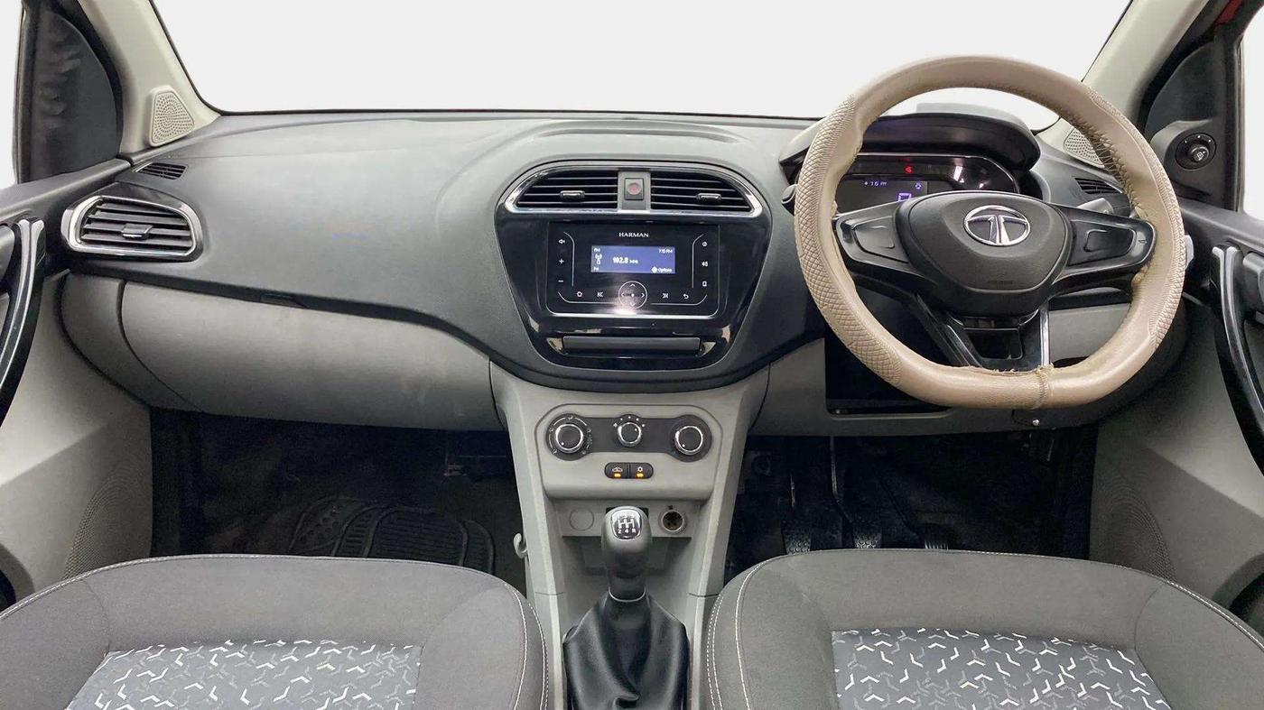 2020 Tata Tiago XT PETROL, Petrol, Manual, 95,524 km, Dashboard