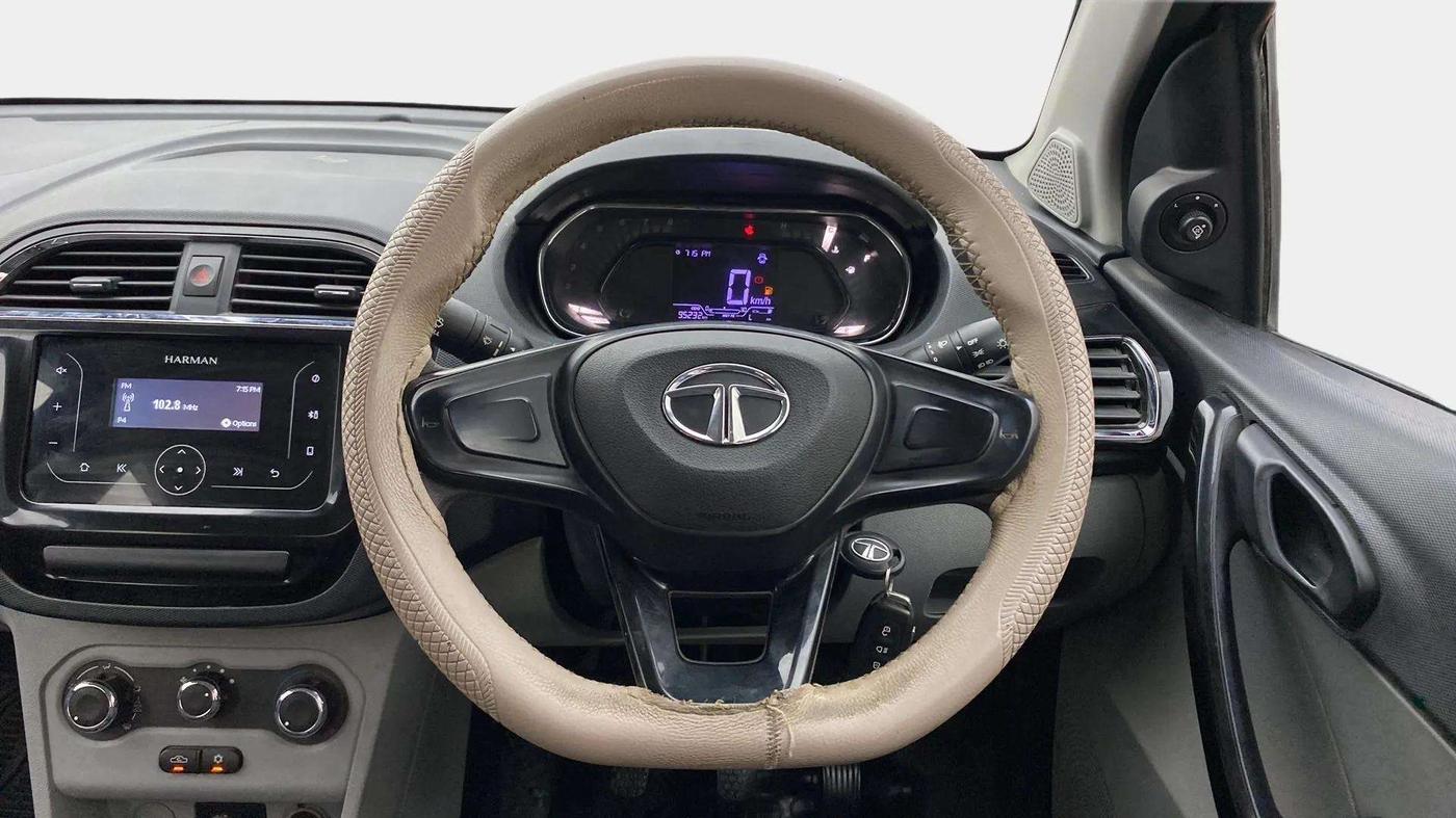 2020 Tata Tiago XT PETROL, Petrol, Manual, 95,524 km, Steering Wheel Close Up