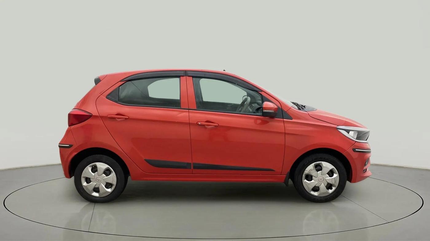 2020 Tata Tiago XT PETROL, Petrol, Manual, 95,524 km, Right Side View