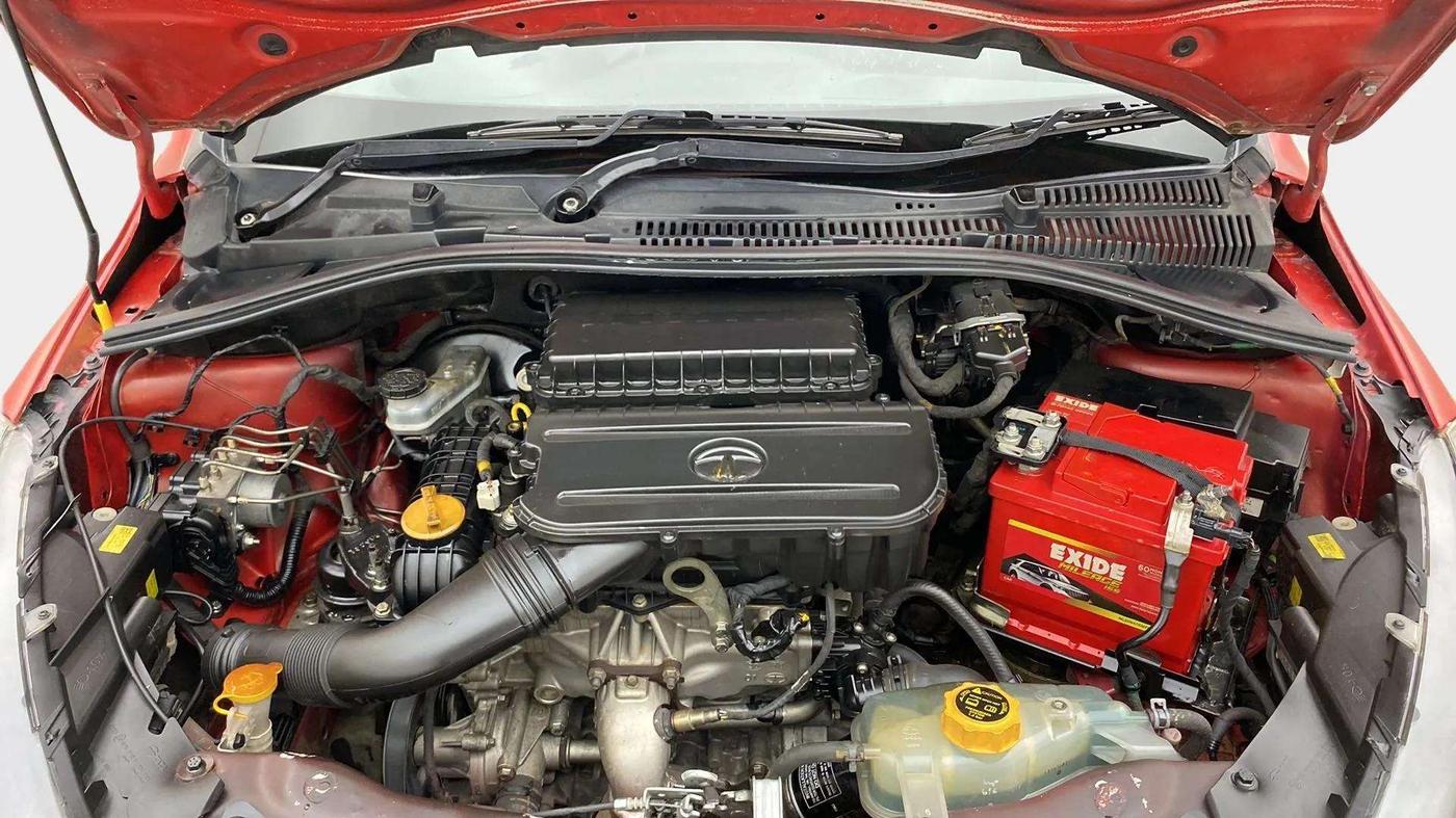 2020 Tata Tiago XT PETROL, Petrol, Manual, 95,524 km, Engine View