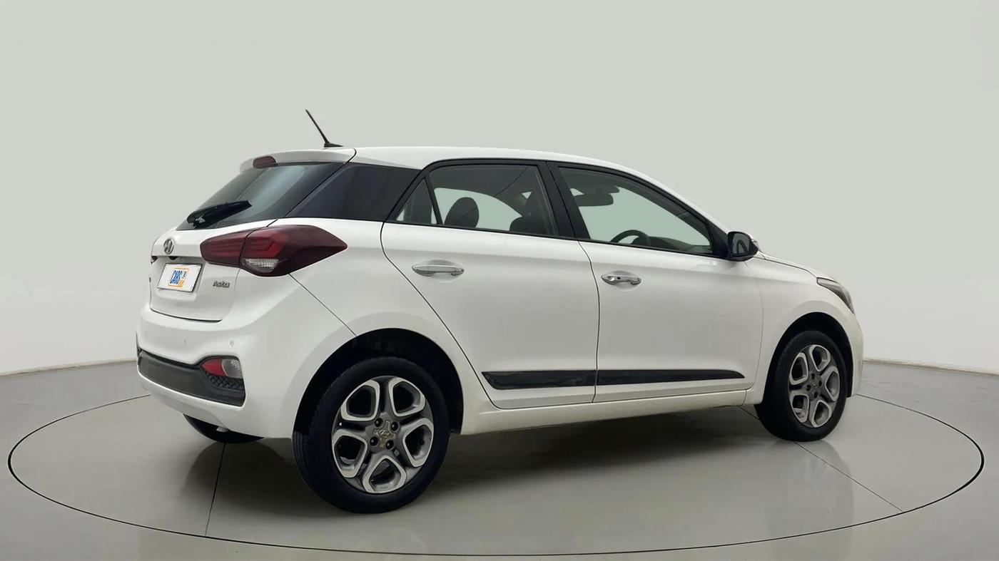 2018 Hyundai Elite i20 ASTA 1.2 (O), Petrol, Manual, 65,965 km, Right Back Diagonal