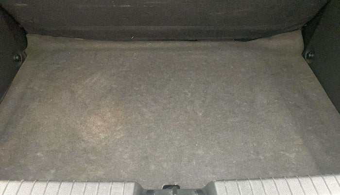 2018 Hyundai Elite i20 ASTA 1.2 (O), Petrol, Manual, 65,965 km, Boot Open Zoomed View