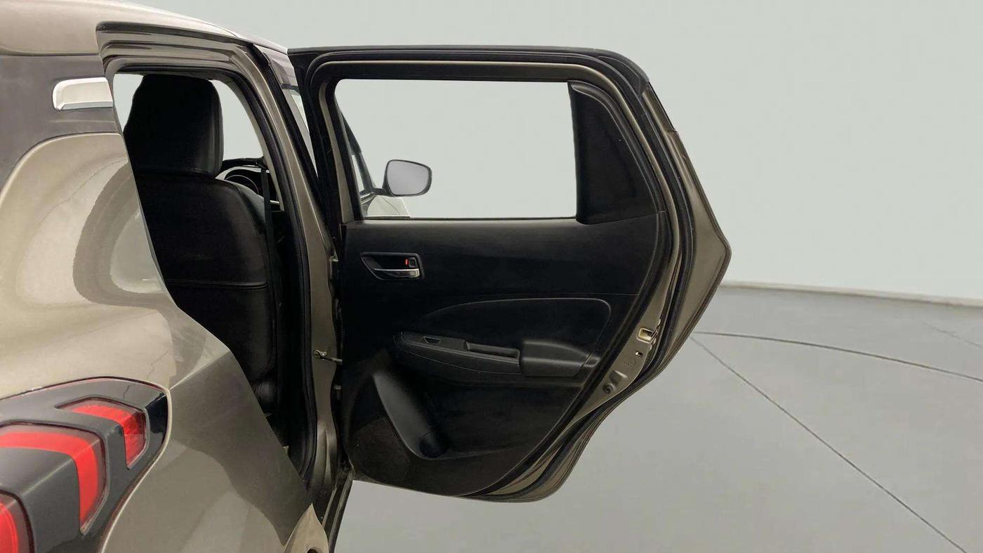 2021 Maruti Swift VXI, Petrol, Manual, 37,312 km, RHS Rear Door