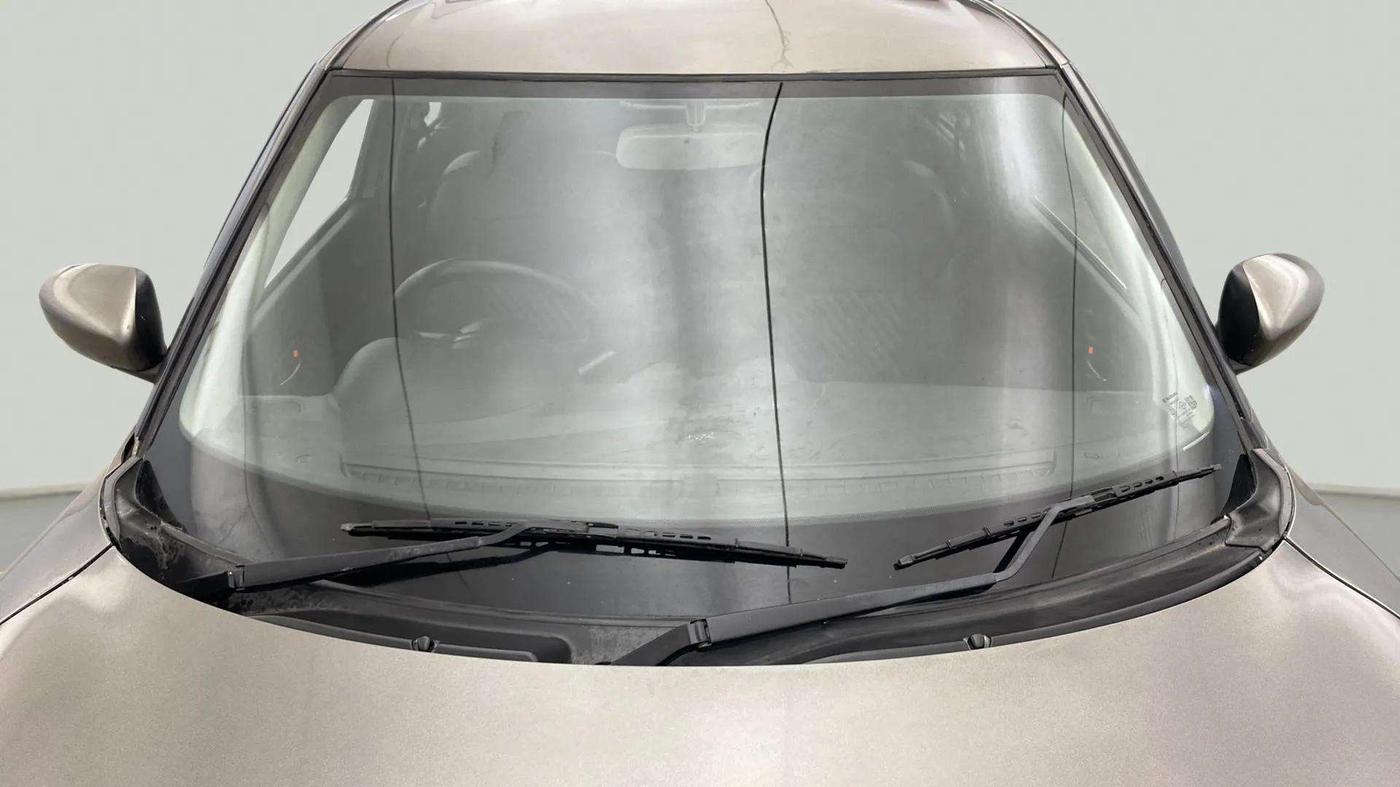 2021 Maruti Swift VXI, Petrol, Manual, 37,312 km, Front Windshield