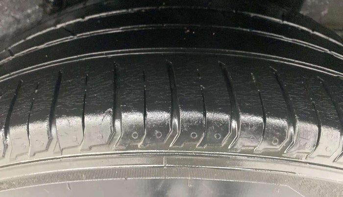 2019 Hyundai VENUE SX 1.0 TURBO, Petrol, Manual, 25,779 km, Left Rear Tyre Tread
