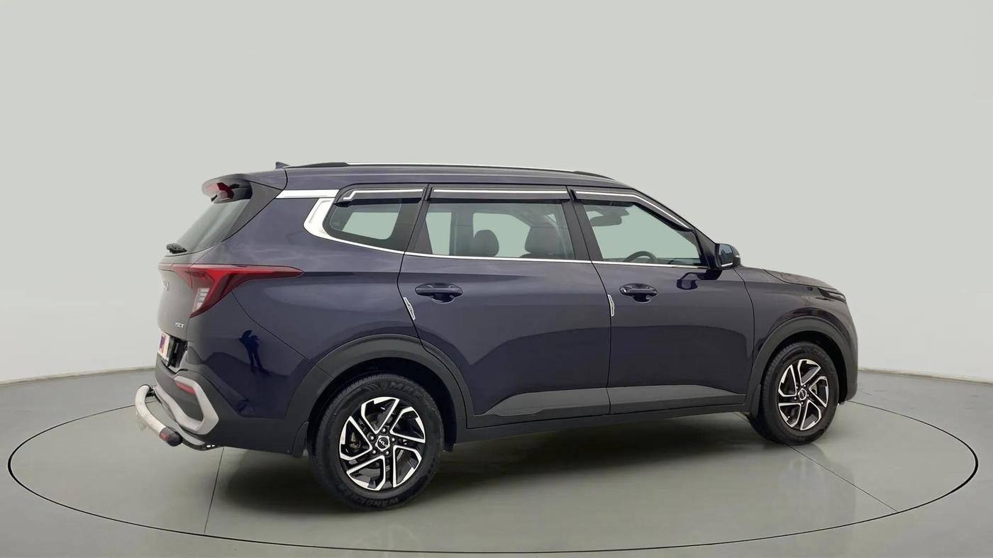 2022 KIA CARENS PRESTIGE PLUS 1.4 PETROL DCT 7 STR, Petrol, Automatic, 16,403 km, Right Back Diagonal