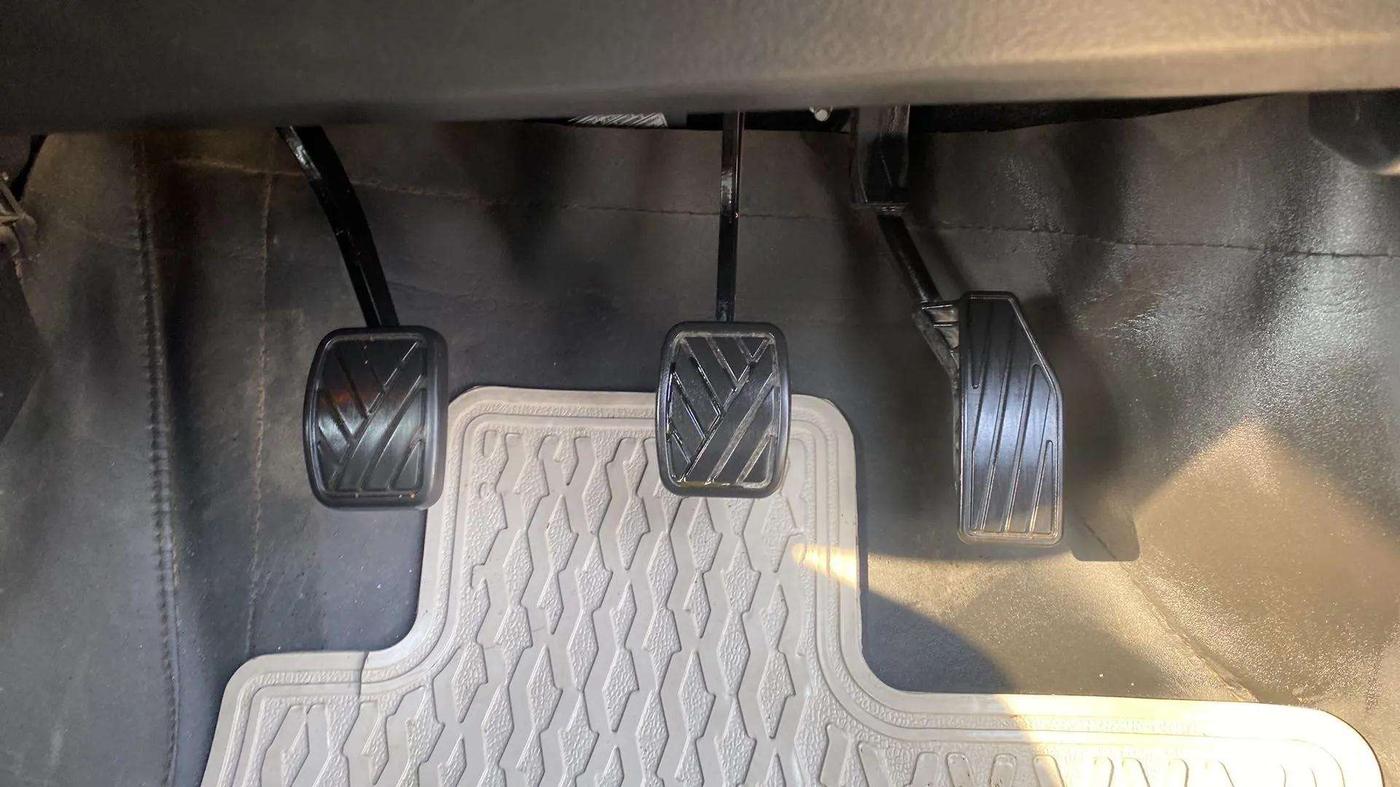2020 Maruti Baleno ZETA PETROL 1.2, Petrol, Manual, 33,221 km, Pedals