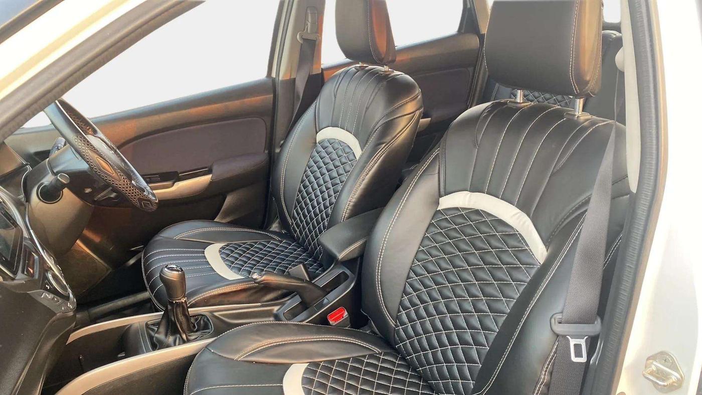 2020 Maruti Baleno ZETA PETROL 1.2, Petrol, Manual, 33,221 km, Right Side Front Door Cabin