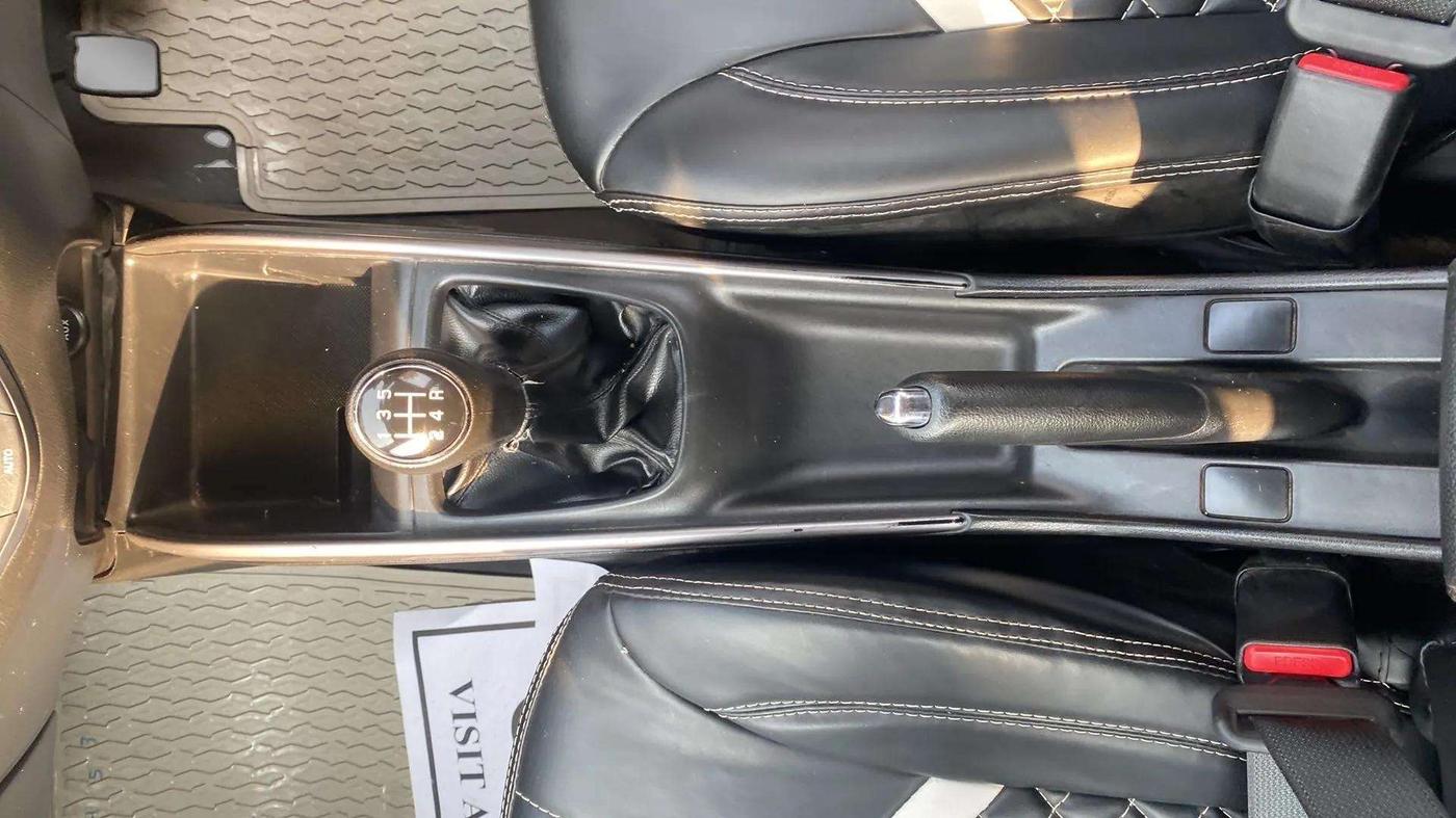 2020 Maruti Baleno ZETA PETROL 1.2, Petrol, Manual, 33,221 km, Gear Lever