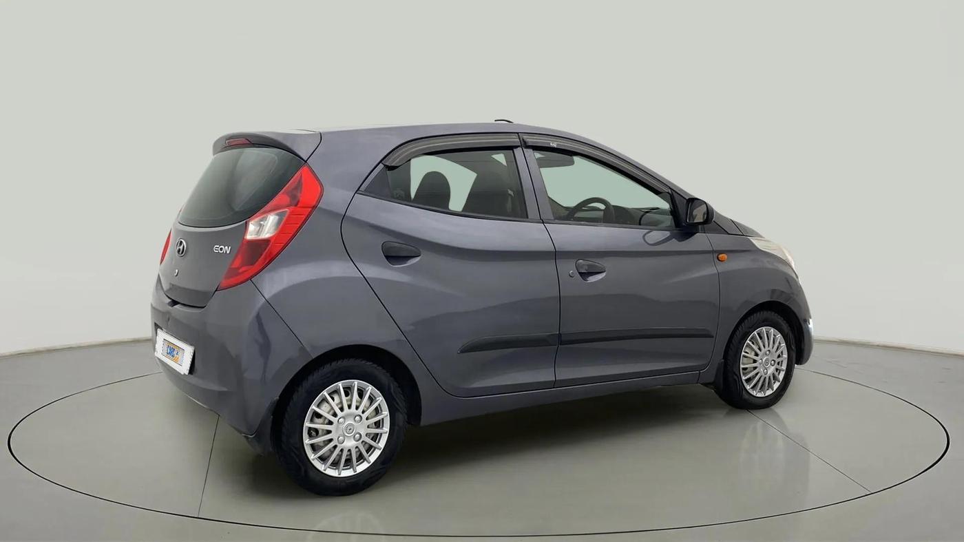 2017 Hyundai Eon ERA +, Petrol, Manual, 40,632 km, Right Back Diagonal