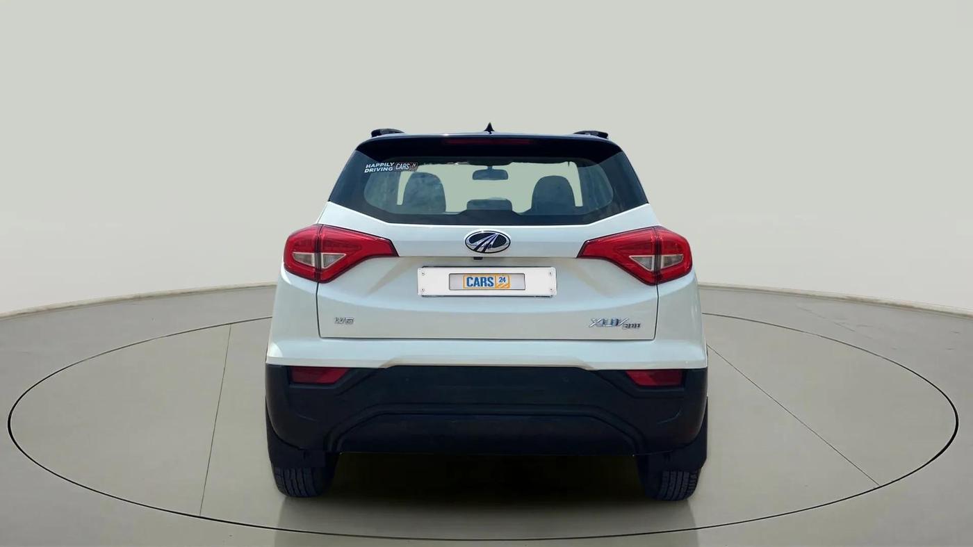 2021 Mahindra XUV300 W6 1.5 Diesel, Diesel, Manual, 69,877 km, Back/Rear