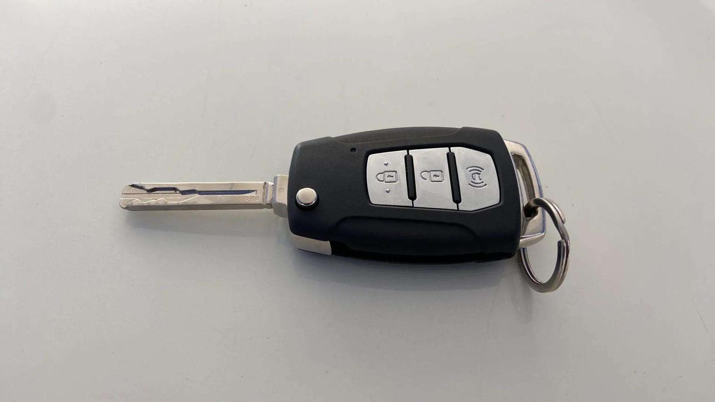 2021 Mahindra XUV300 W6 1.5 Diesel, Diesel, Manual, 69,877 km, Key Close Up