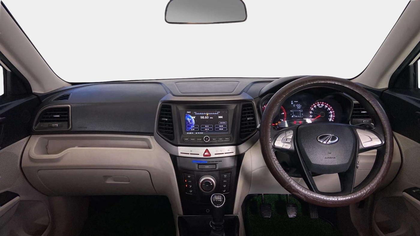 2021 Mahindra XUV300 W6 1.5 Diesel, Diesel, Manual, 69,877 km, Dashboard