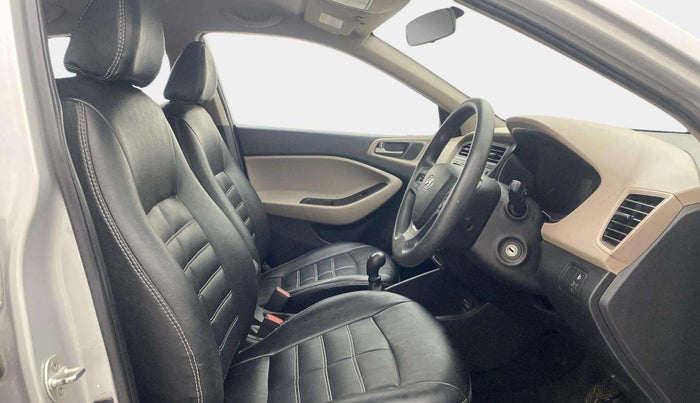 2017 Hyundai Elite i20 ASTA 1.2, Petrol, Manual, 36,236 km, Right Side Front Door Cabin