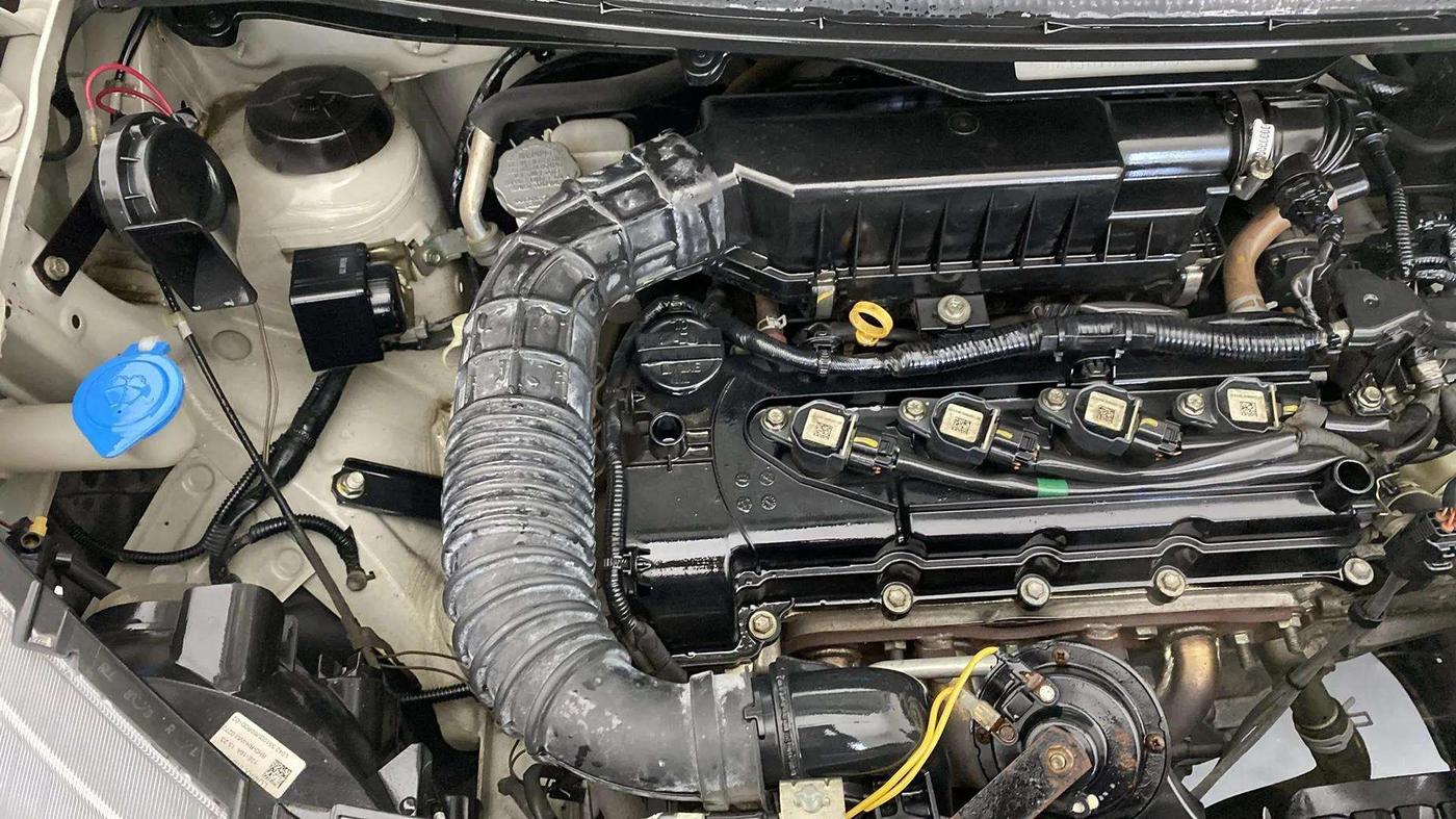 2019 Maruti New Wagon-R ZXI 1.2 AMT, Petrol, Automatic, 49,908 km, Engine View - Right