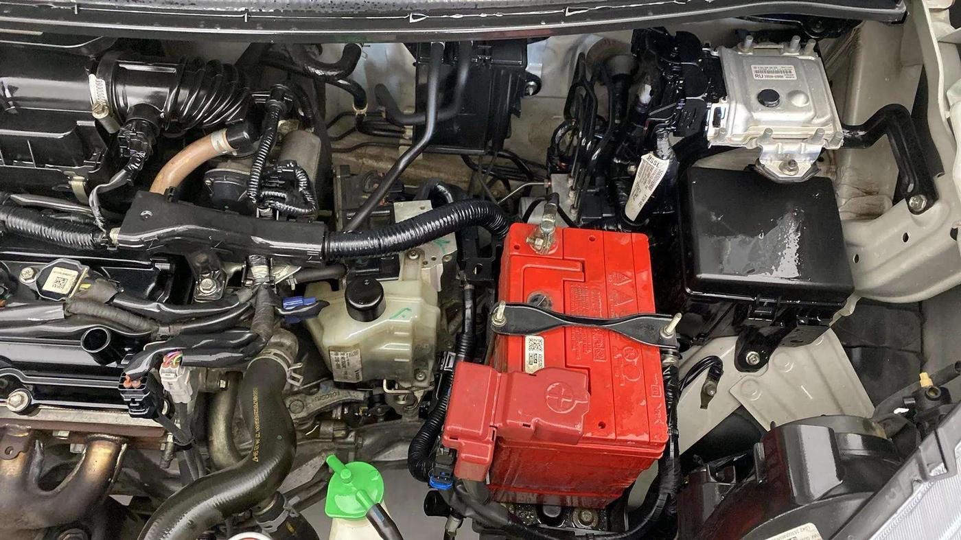 2019 Maruti New Wagon-R ZXI 1.2 AMT, Petrol, Automatic, 49,908 km, Engine View - Left