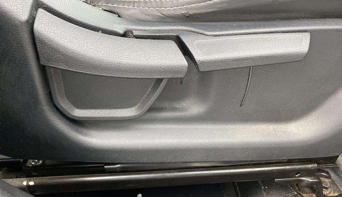 2021 Hyundai Creta SX EXECUTIVE 1.5 PETROL, Petrol, Manual, 34,512 km, Driver Side Adjustment Panel