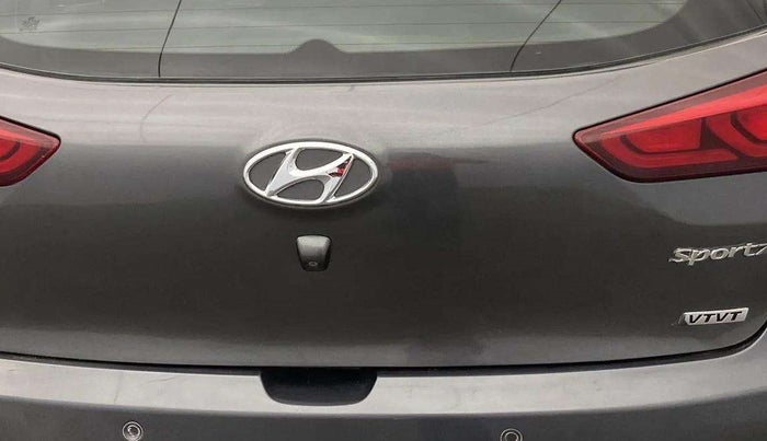 2015 Hyundai Elite i20 SPORTZ 1.2, Petrol, Manual, 63,781 km, Dicky (Boot door) - Paint has minor damage